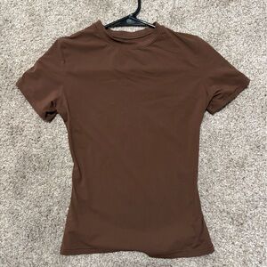 SKIMS Brown T-Shirt